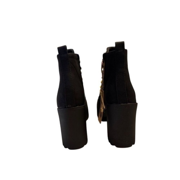 Seven7 Women's Black Ankle Booties Lug Sole Chunky Heel Casual Size 6 - Picture 6 of 9